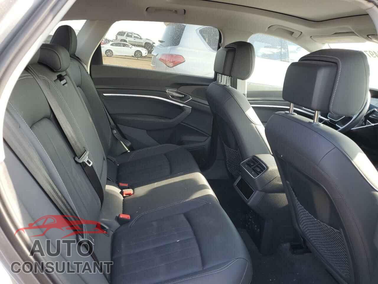 AUDI E-TRON 2021 - WA1AAAGE1MB012851