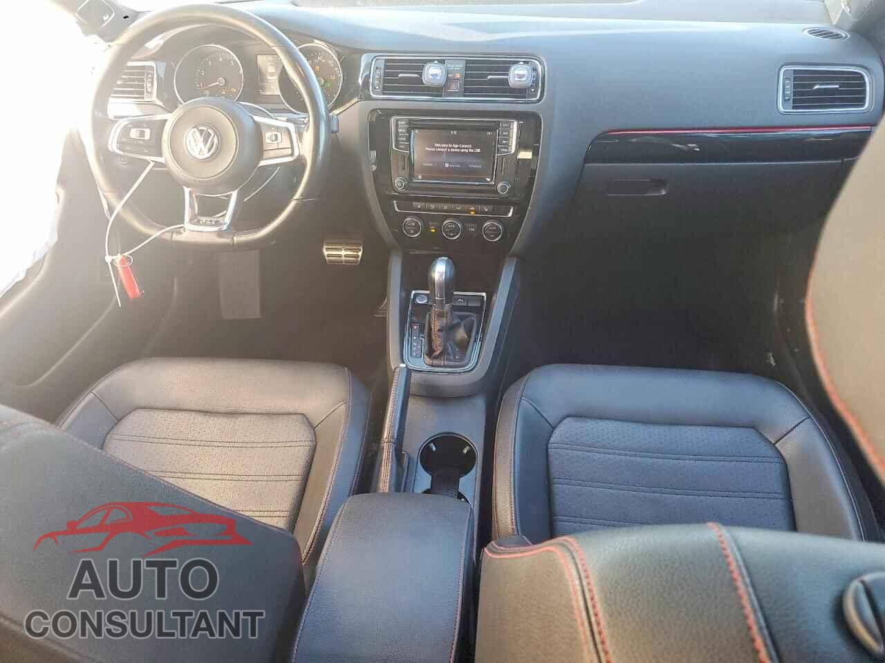 VOLKSWAGEN JETTA 2017 - 3VW4T7AJ0HM355233