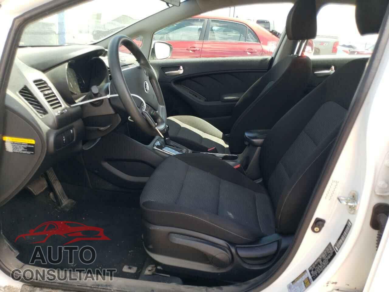 KIA FORTE 2017 - 3KPFK4A7XHE059602