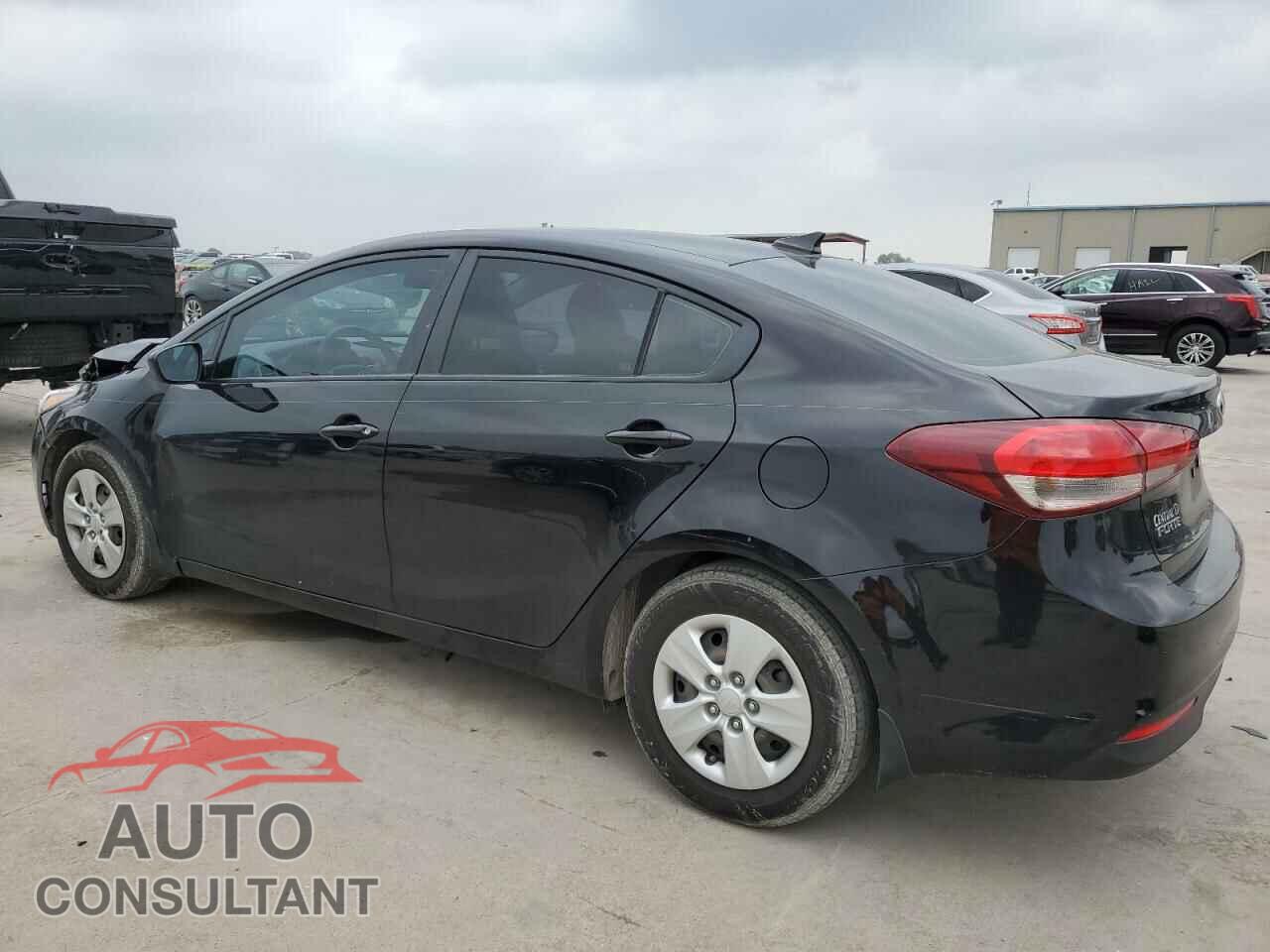 KIA FORTE 2018 - 3KPFL4A71JE204061