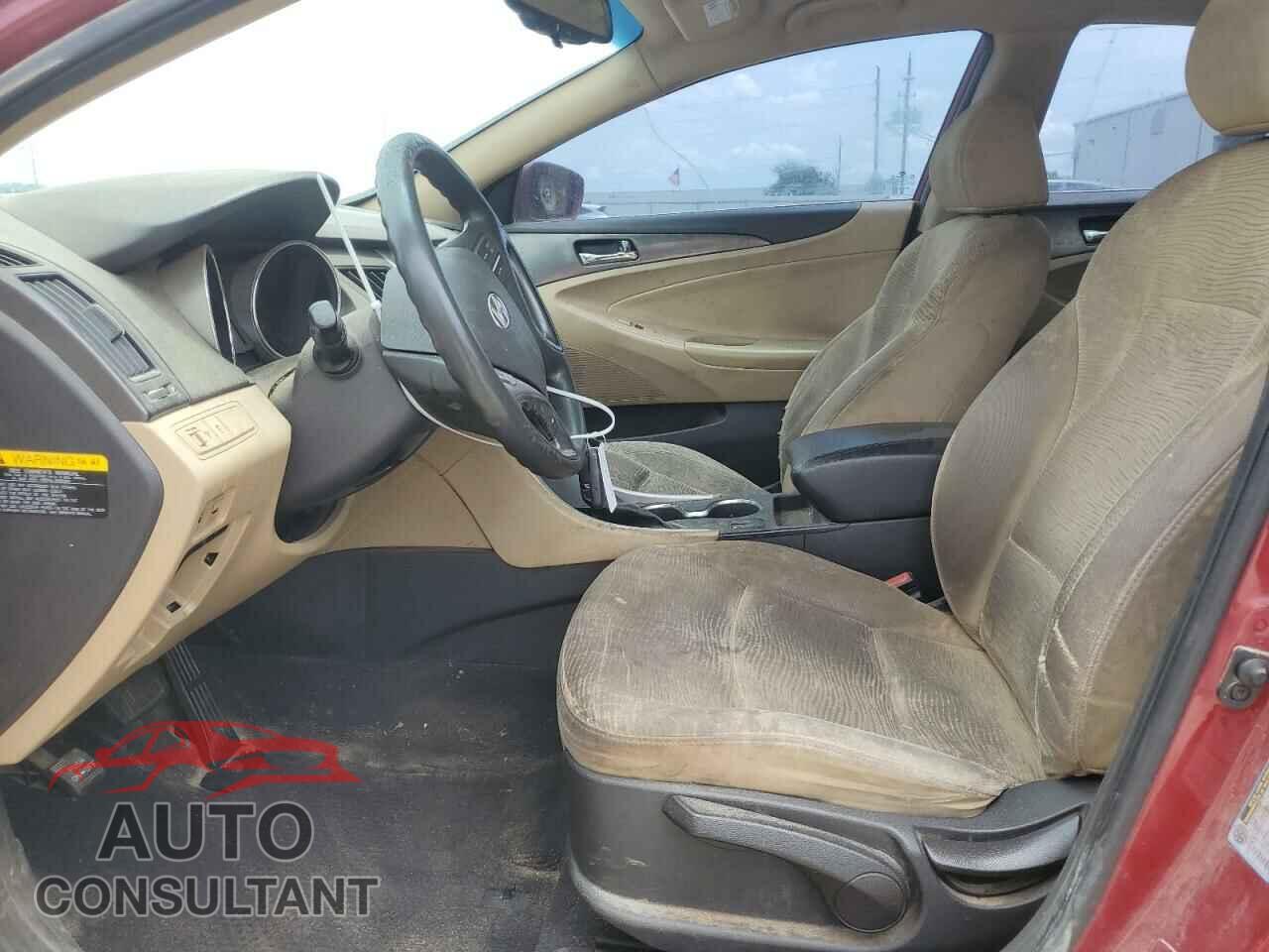 HYUNDAI SONATA 2013 - KMHEC4A48DA099359