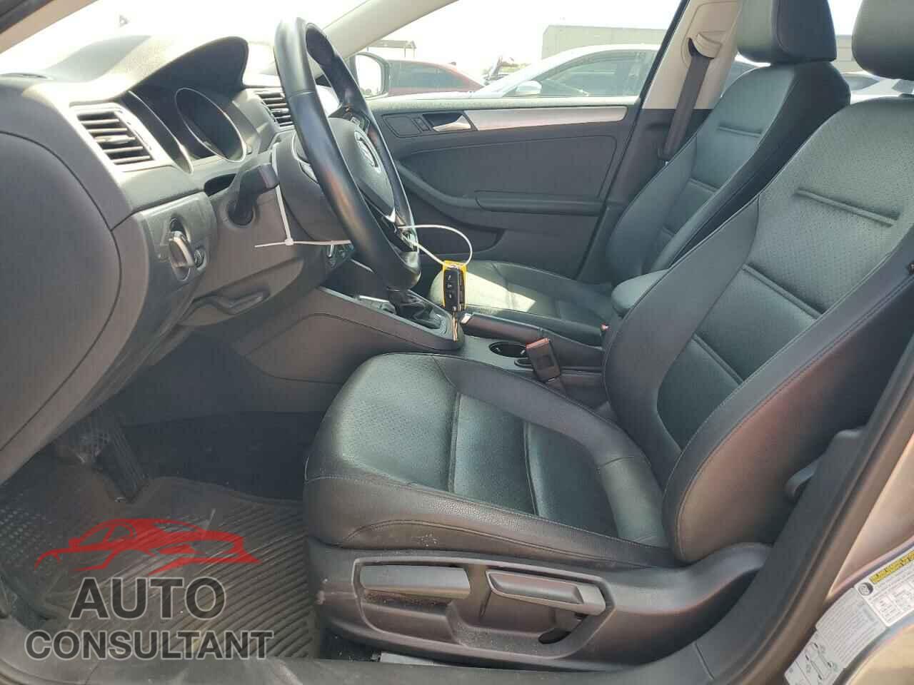 VOLKSWAGEN JETTA 2017 - 3VWDB7AJ9HM263346