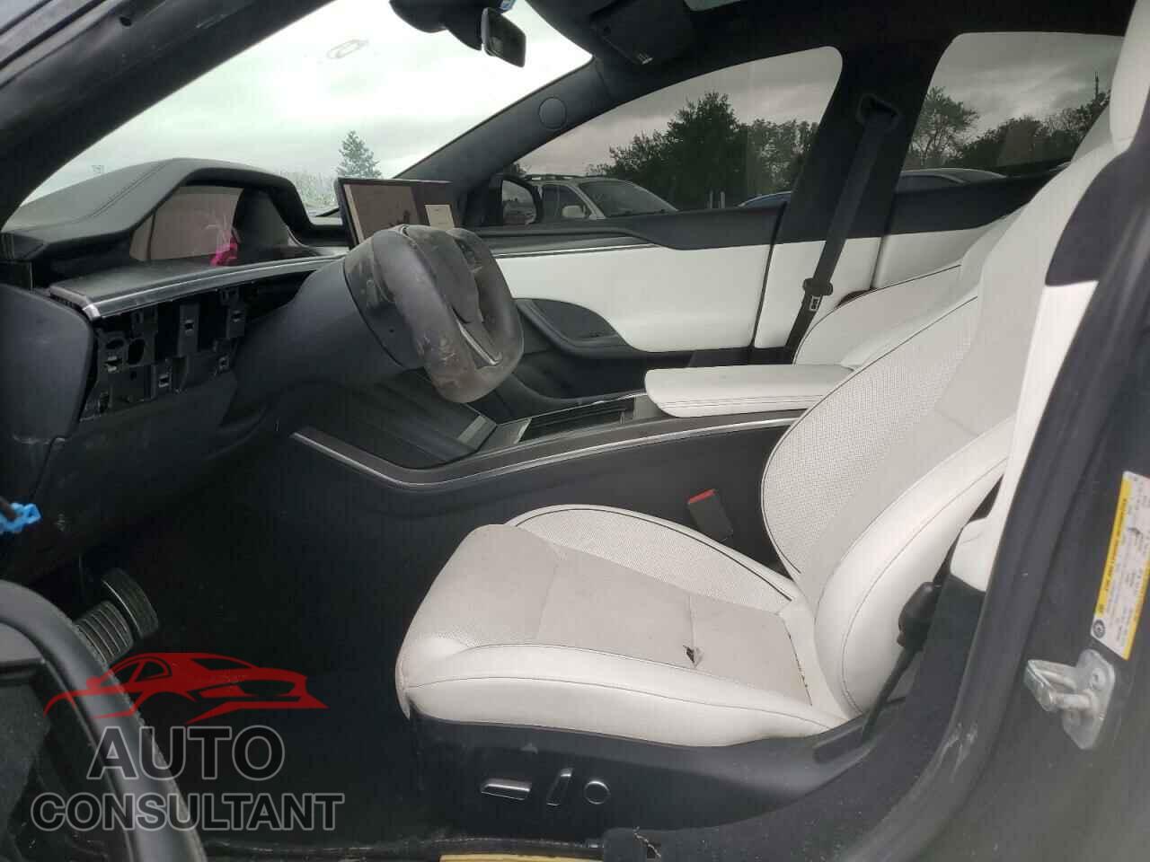 TESLA MODEL S 2023 - 5YJSA1E67PF511354