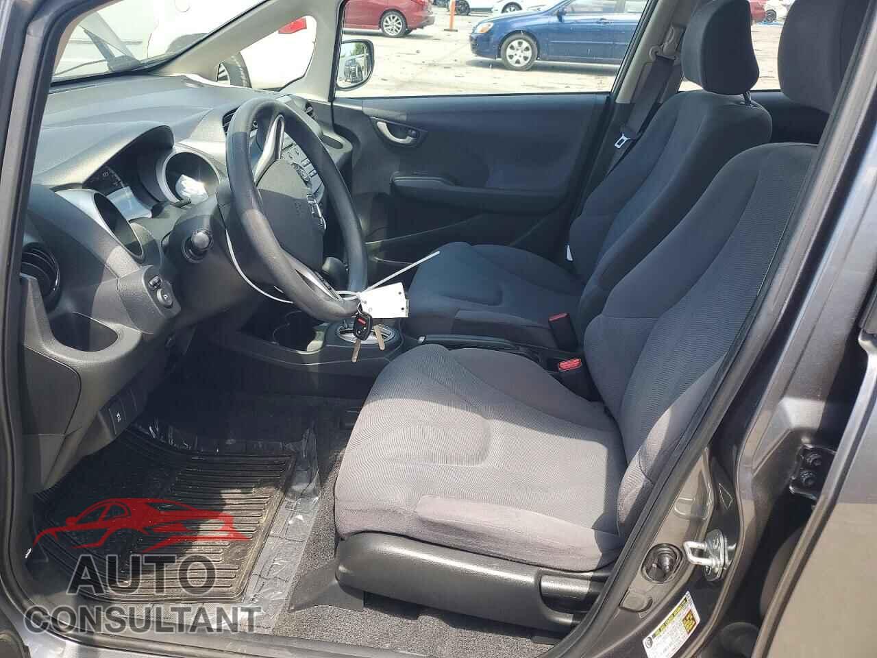 HONDA FIT 2013 - JHMGE8H30DC070923
