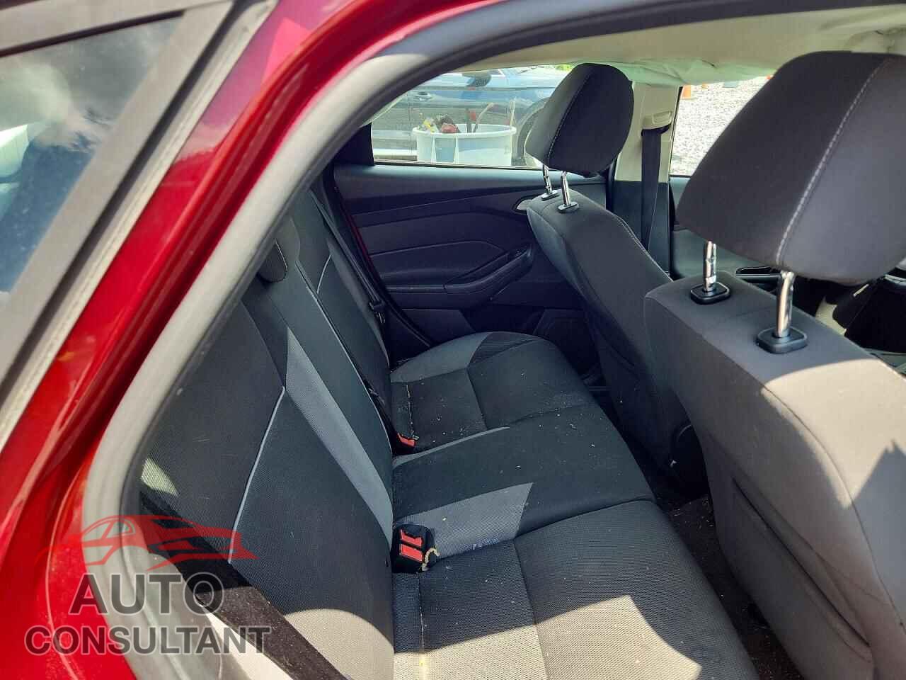 FORD FOCUS 2013 - 1FADP3K23DL150921