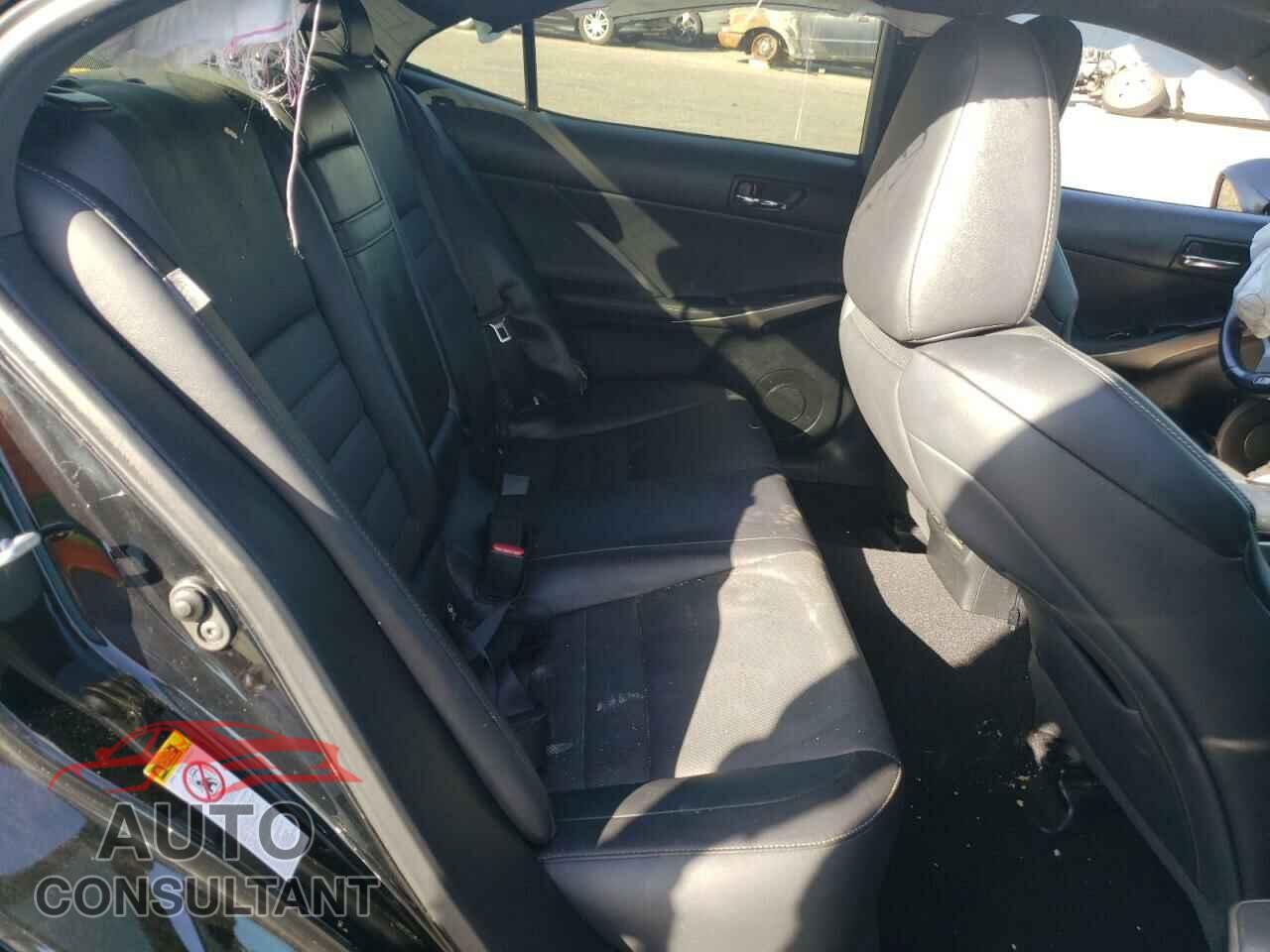 LEXUS IS 2016 - JTHBA1D2XG5019044