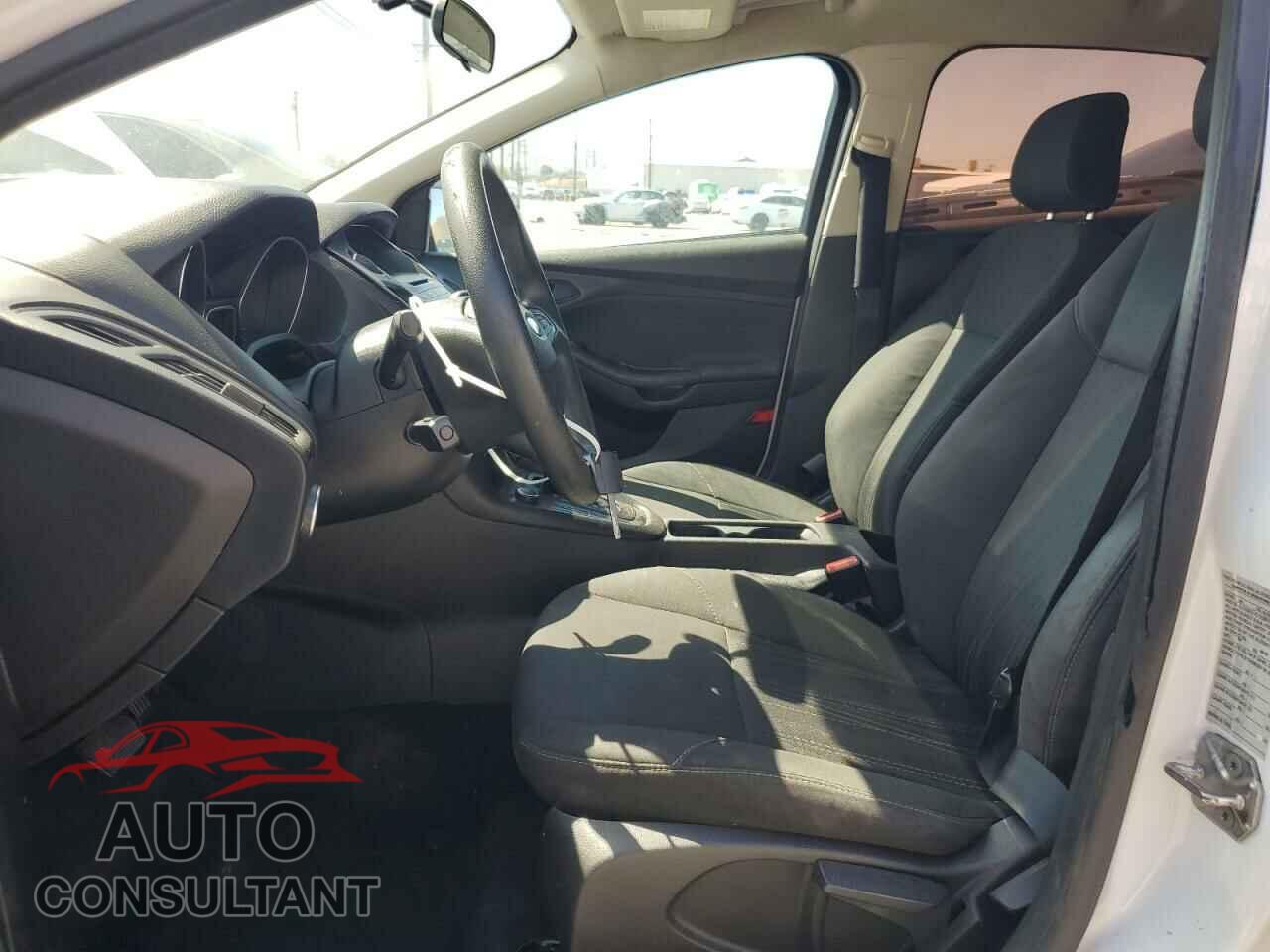 FORD FOCUS 2016 - 1FADP3E24GL320719