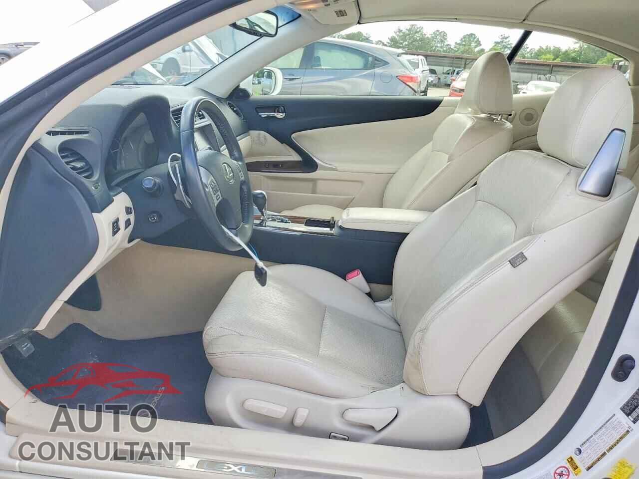 LEXUS IS 2013 - JTHFE2C22D2509679