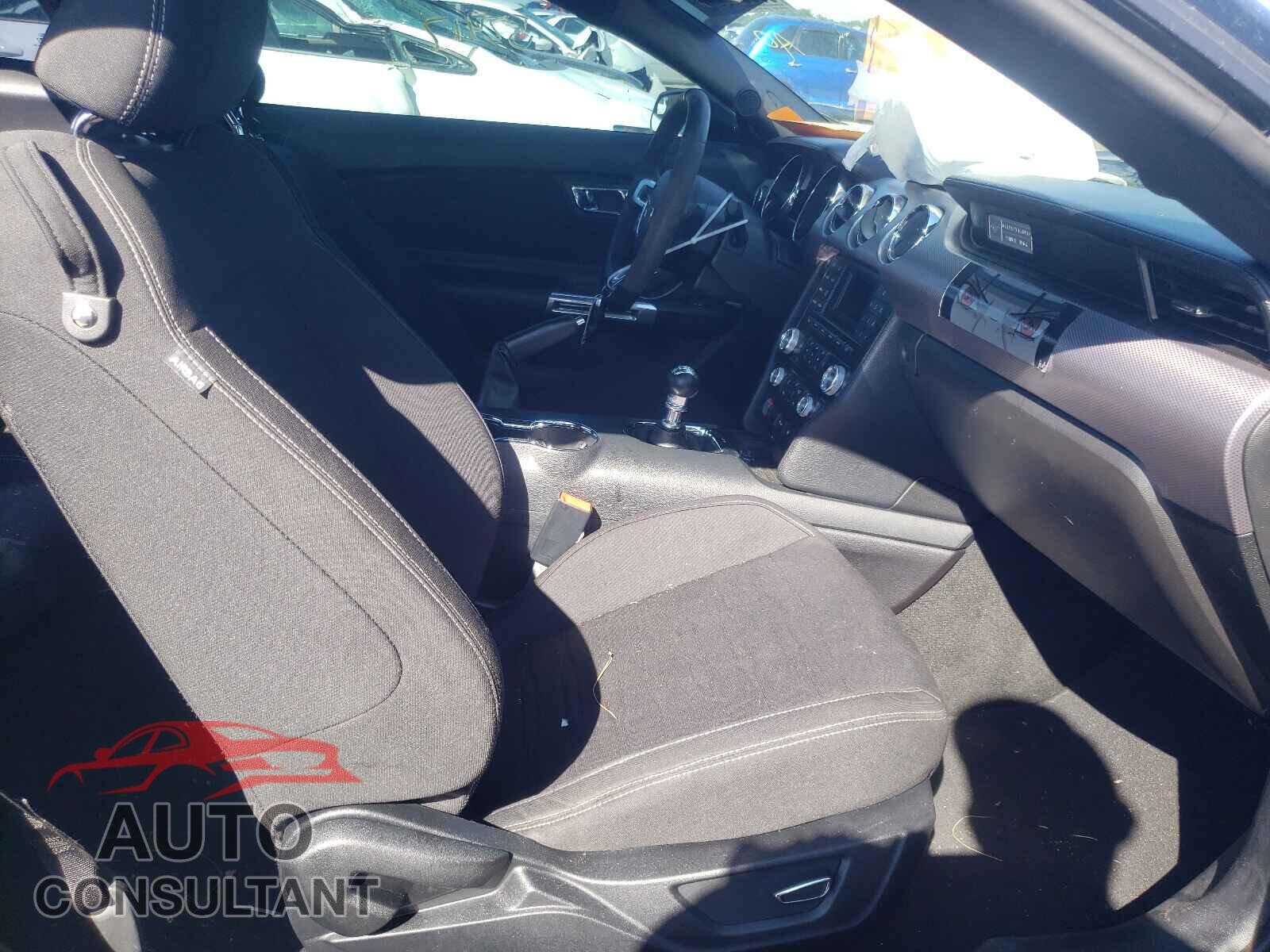 FORD MUSTANG 2017 - 1FA6P8CF8H5250577