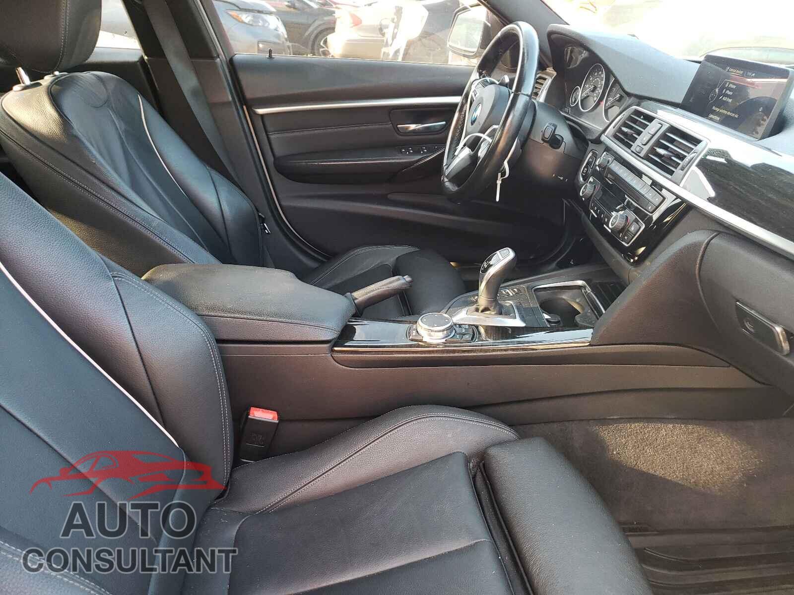 BMW 3 SERIES 2016 - WBA8E3G5XGNU04618