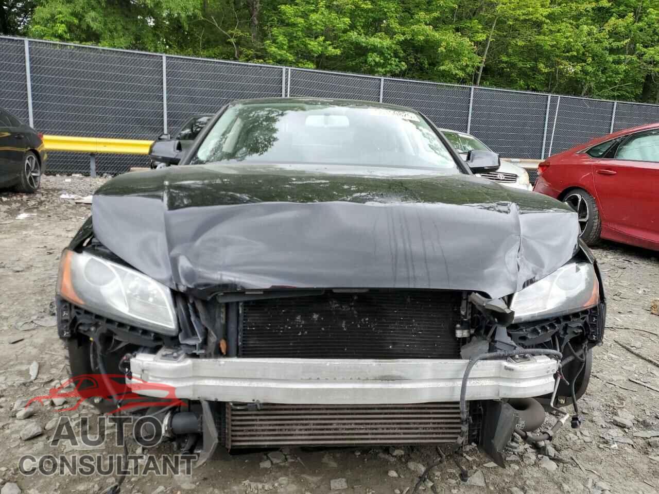 AUDI A5 2010 - WAUCFAFR3AA038872