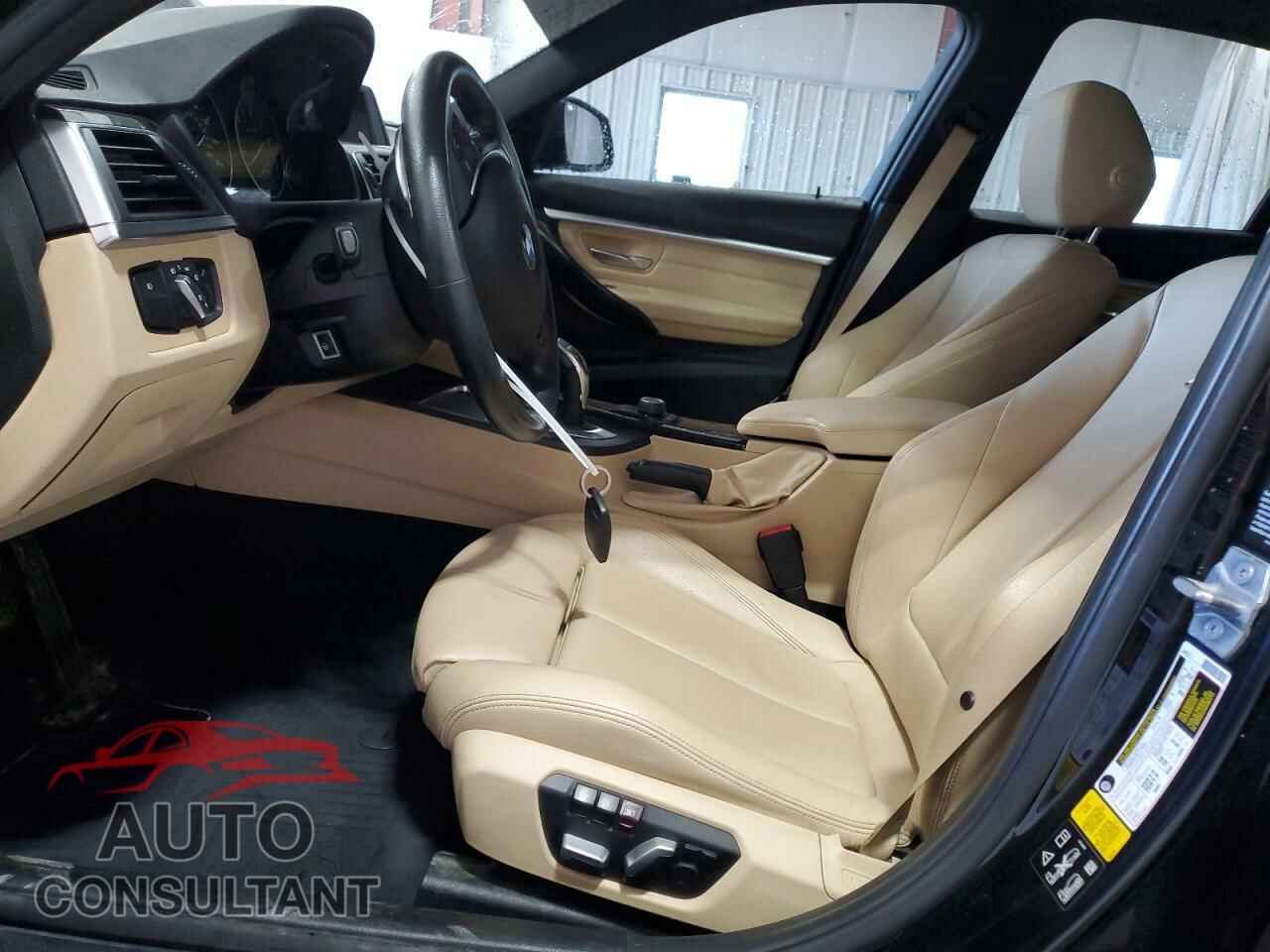 BMW 3 SERIES 2017 - WBA8D9C54HK894116