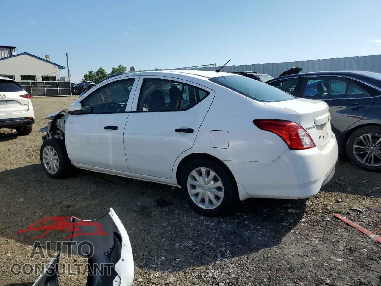 NISSAN VERSA 2017 - 3N1CN7AP8HL898237