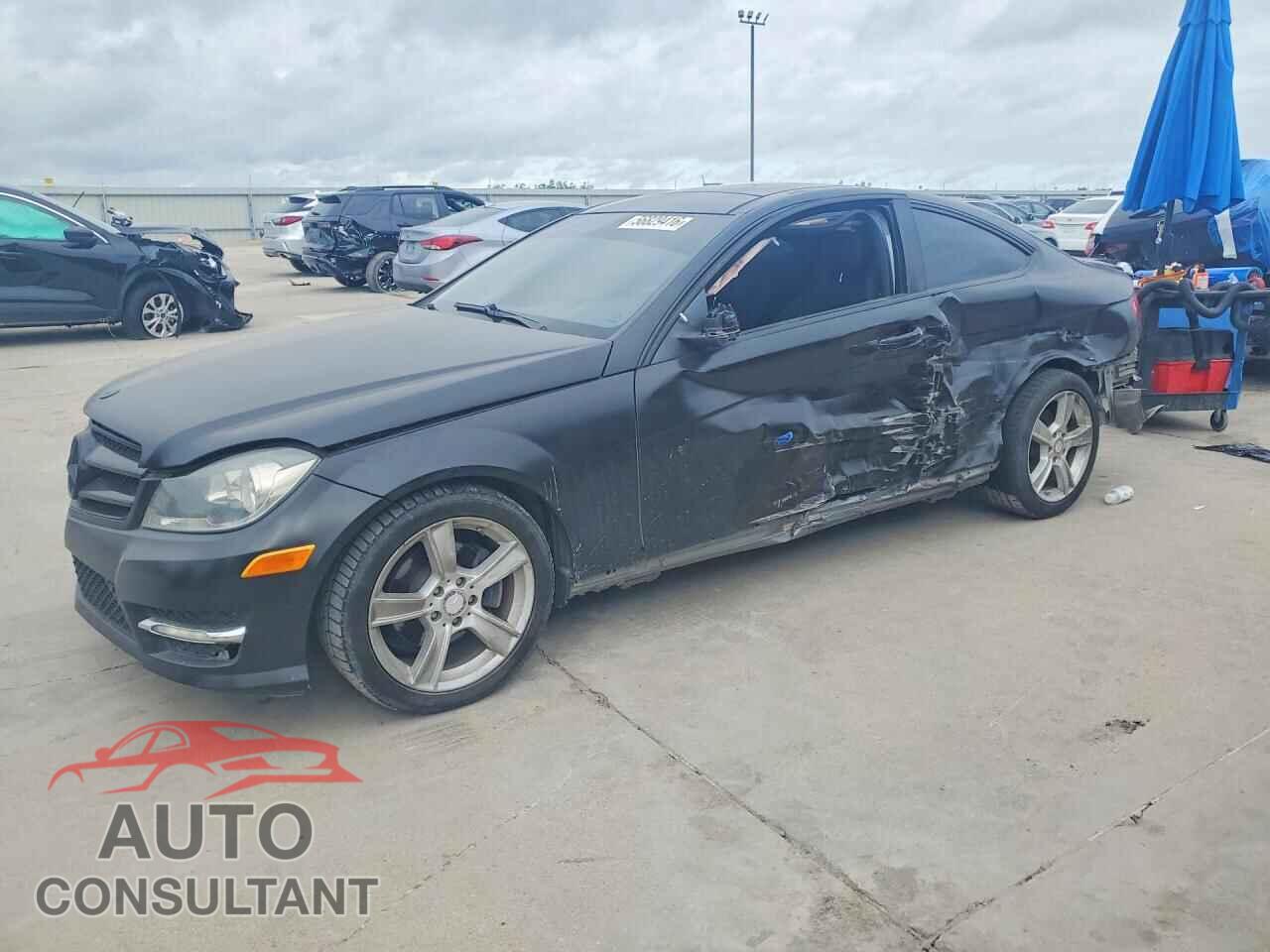 MERCEDES-BENZ C-CLASS 2012 - WDDGJ4HB3CF876920