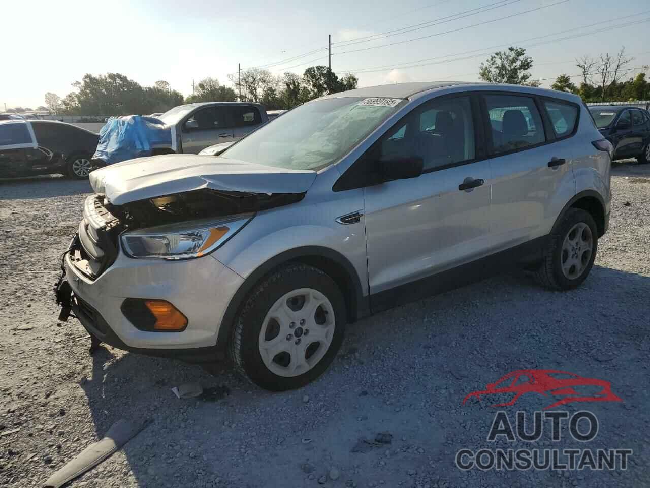 FORD ESCAPE 2017 - 1FMCU0F75HUE21024