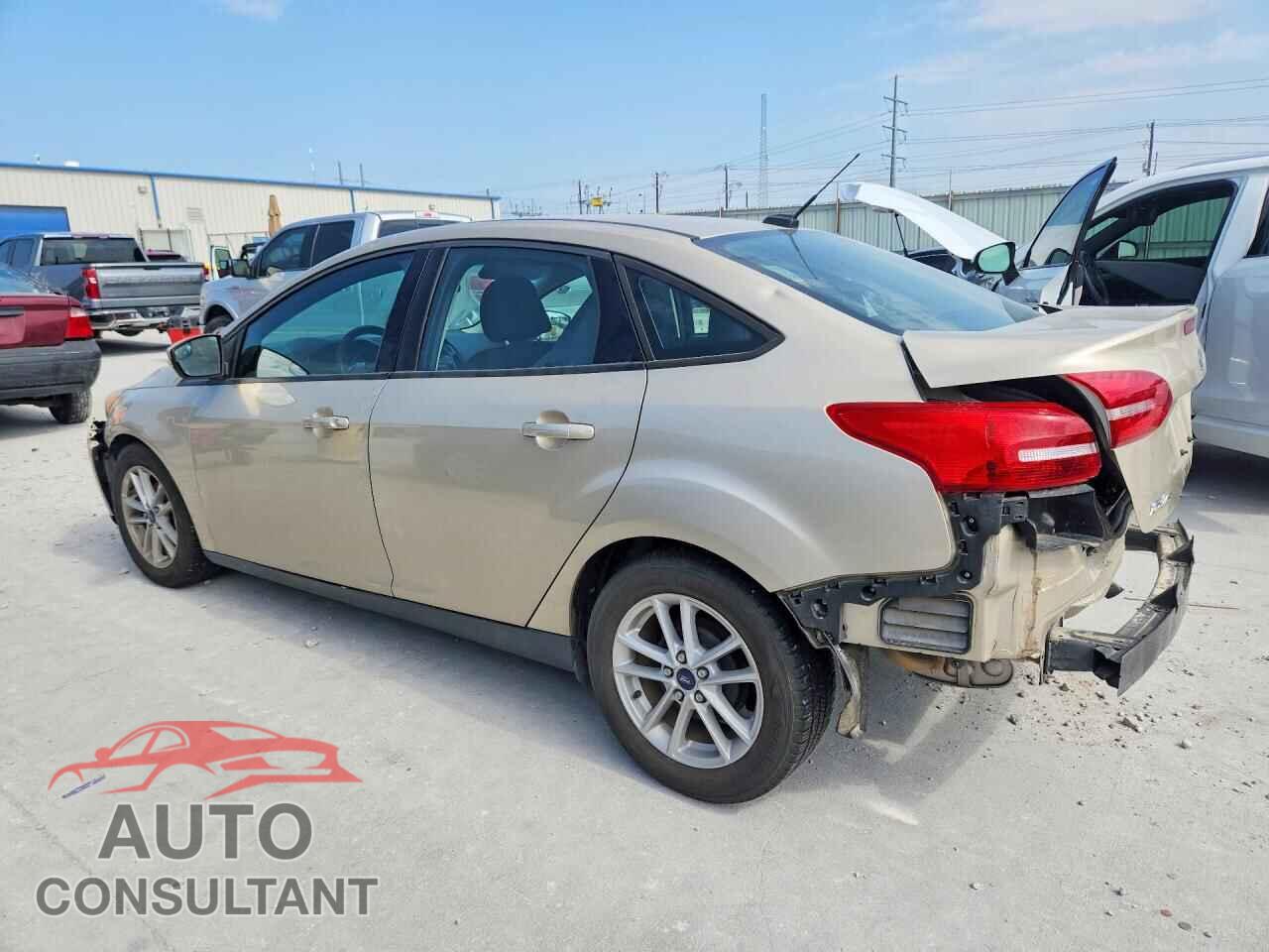 FORD FOCUS 2017 - 1FADP3F23HL300607
