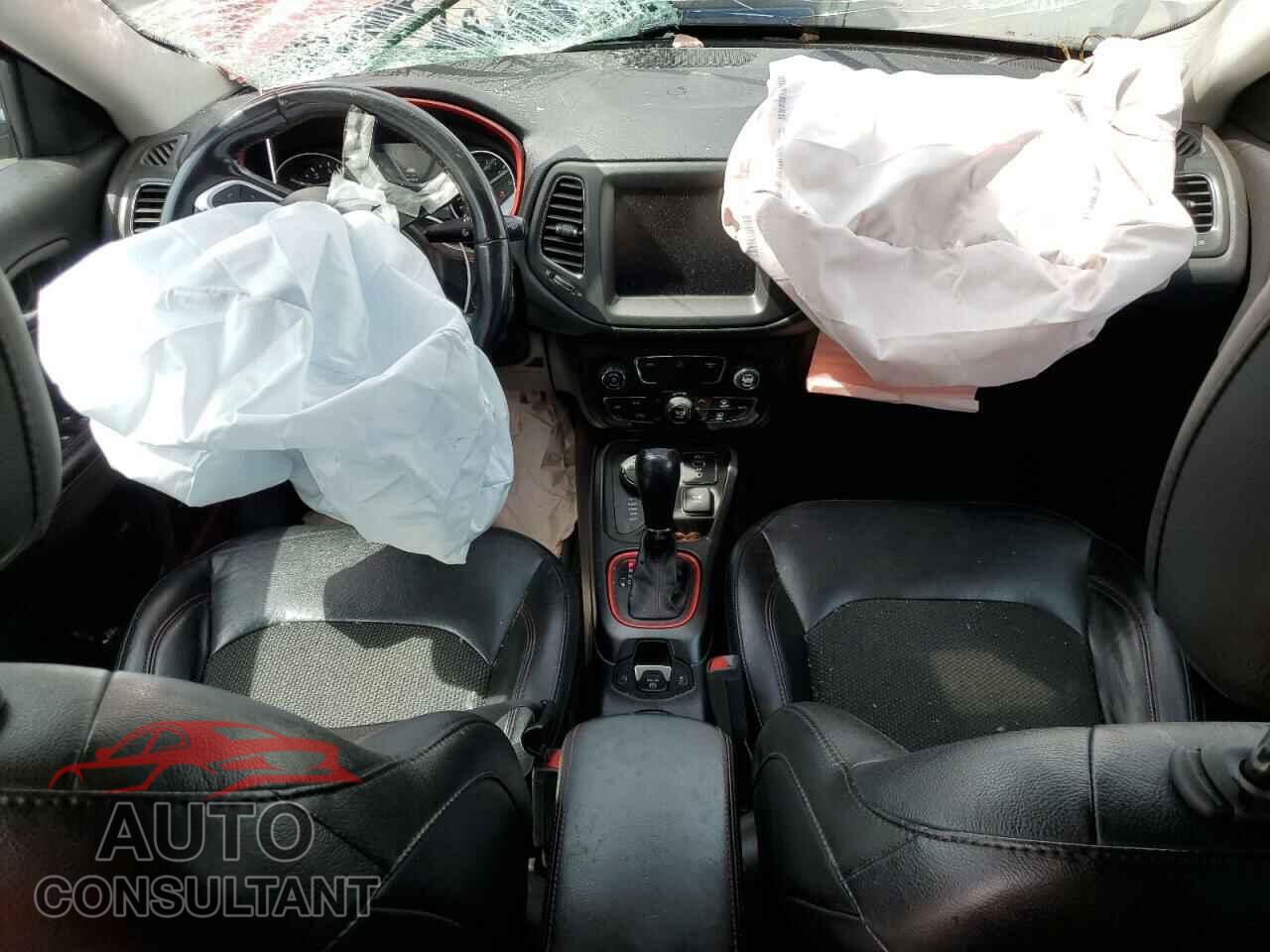 JEEP COMPASS 2020 - 3C4NJDDB7LT189324