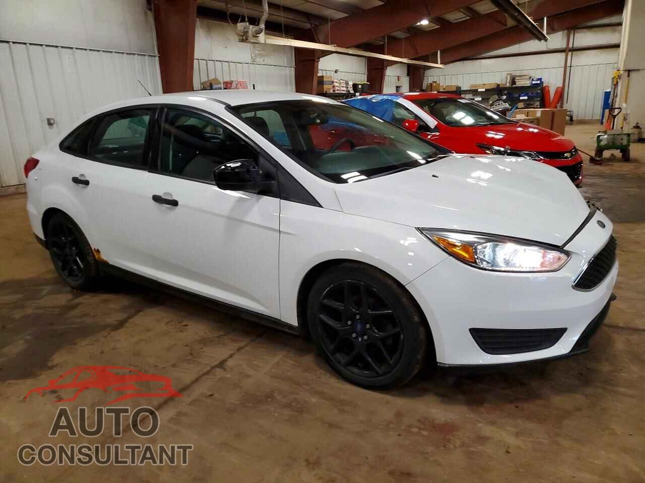 FORD FOCUS 2016 - 1FADP3E20GL281188