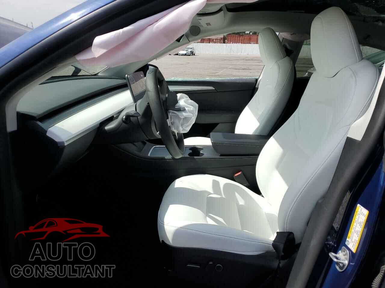 TESLA MODEL Y 2024 - 7SAYGDEE2RF067498