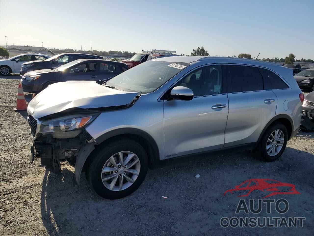 KIA SORENTO 2017 - 5XYPGDA58HG234565