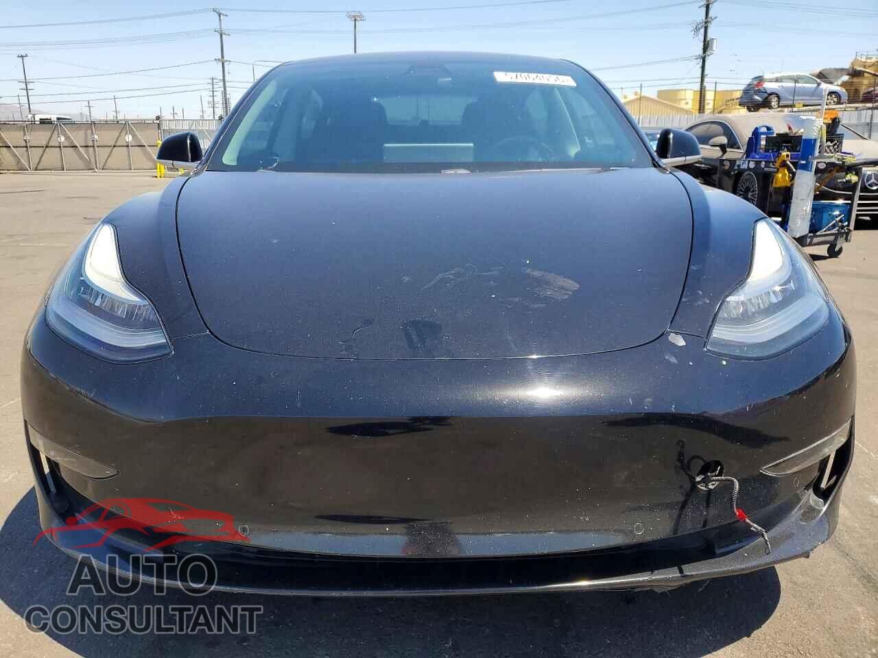 TESLA MODEL 3 2018 - 5YJ3E1EB7JF150284