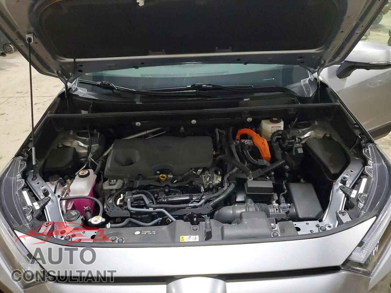 TOYOTA RAV4 2024 - JTMD6RFVXRD149951
