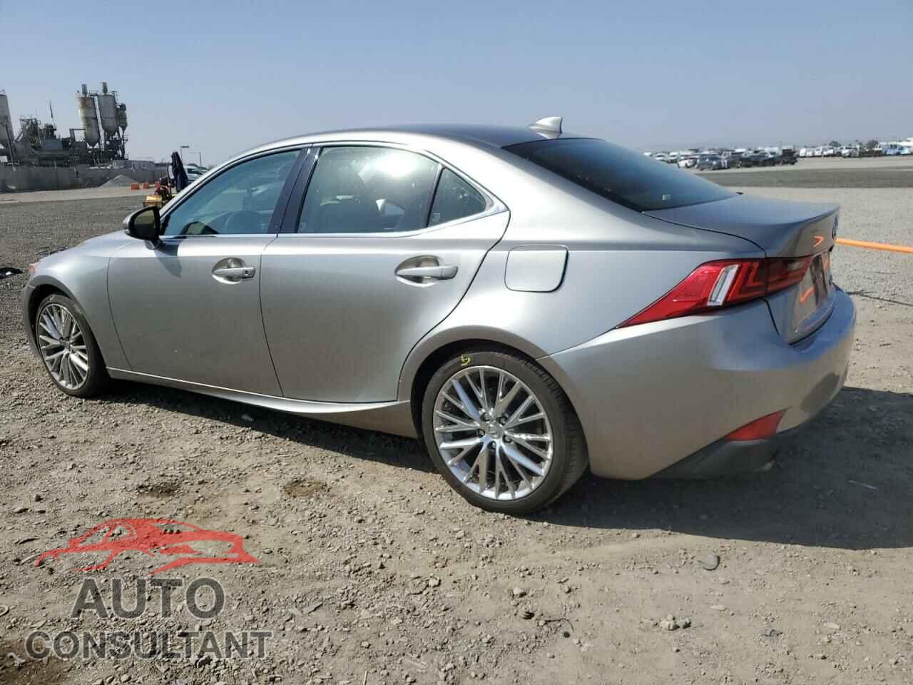 LEXUS IS 2014 - JTHBF1D25E5011335