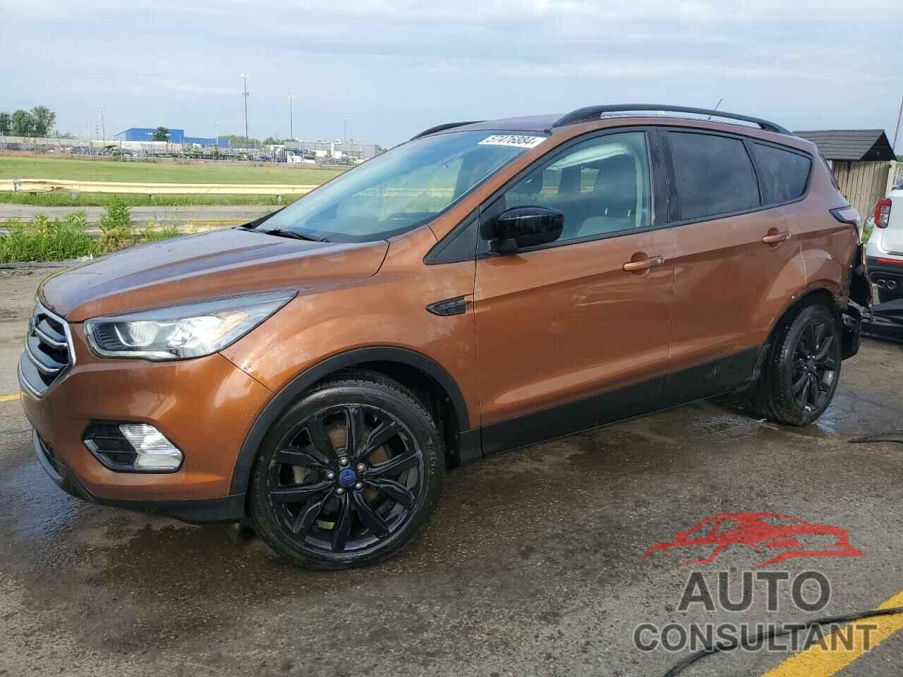 FORD ESCAPE 2017 - 1FMCU0GD5HUC47279