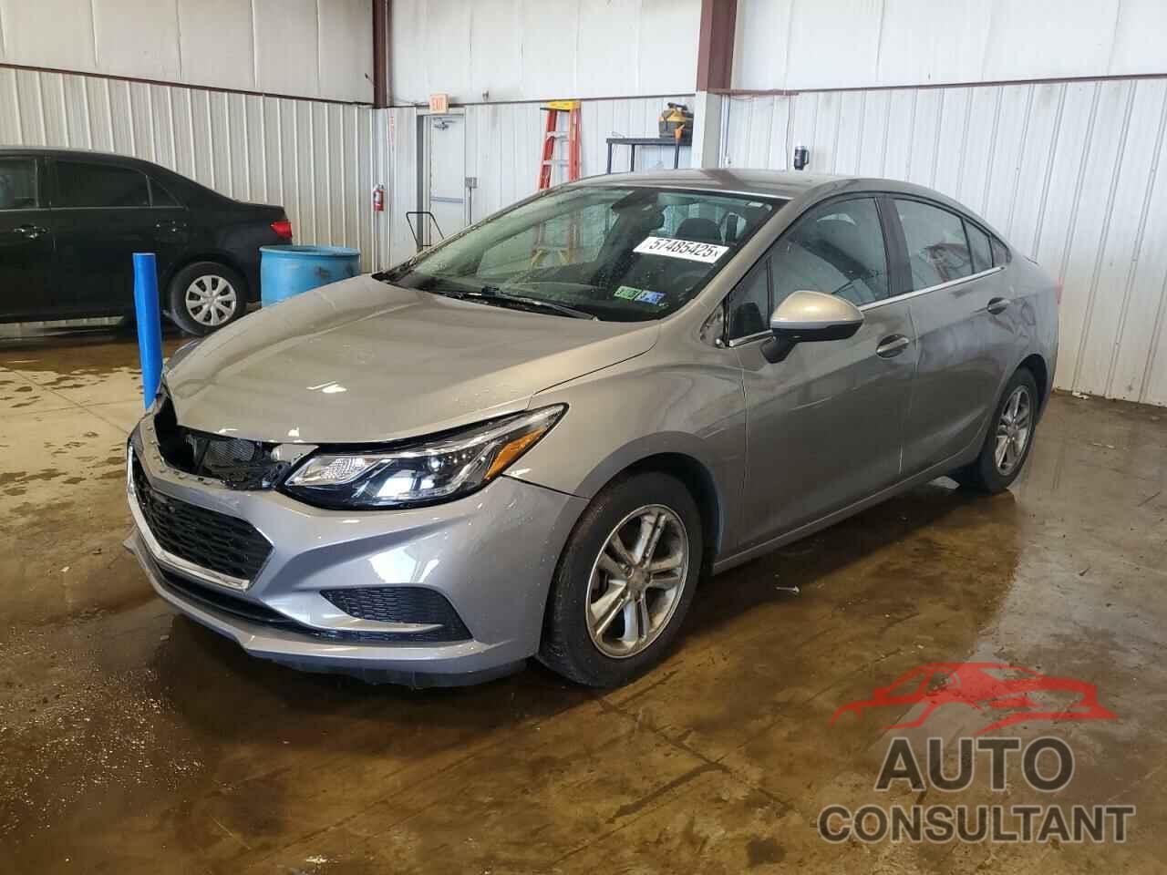 CHEVROLET CRUZE 2018 - 1G1BE5SM9J7130867