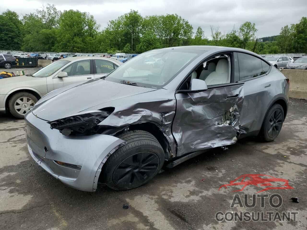 TESLA MODEL Y 2024 - 7SAYGDEE1RA326222