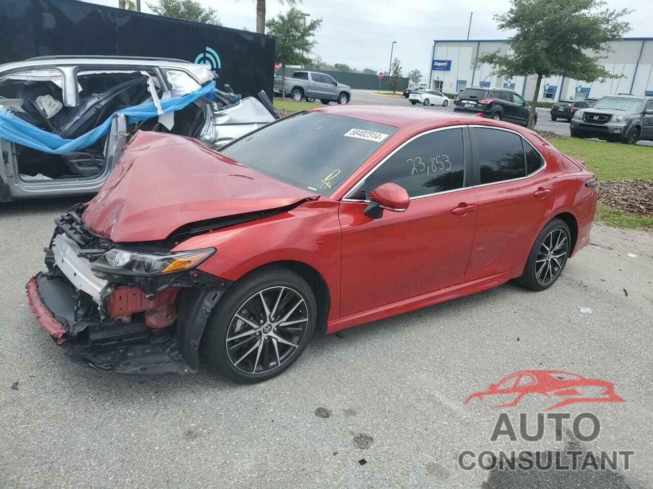 TOYOTA CAMRY 2022 - 4T1T11AK8NU062886