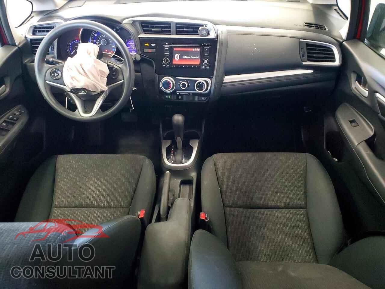 HONDA FIT 2015 - 3HGGK5H58FM760075