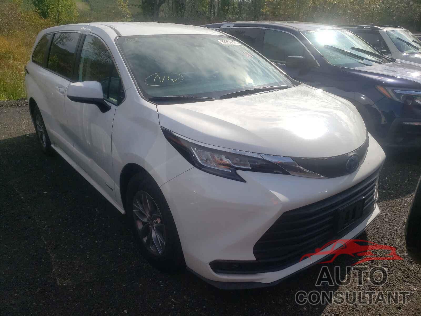 TOYOTA SIENNA 2021 - 5TDKRKEC2MS041293