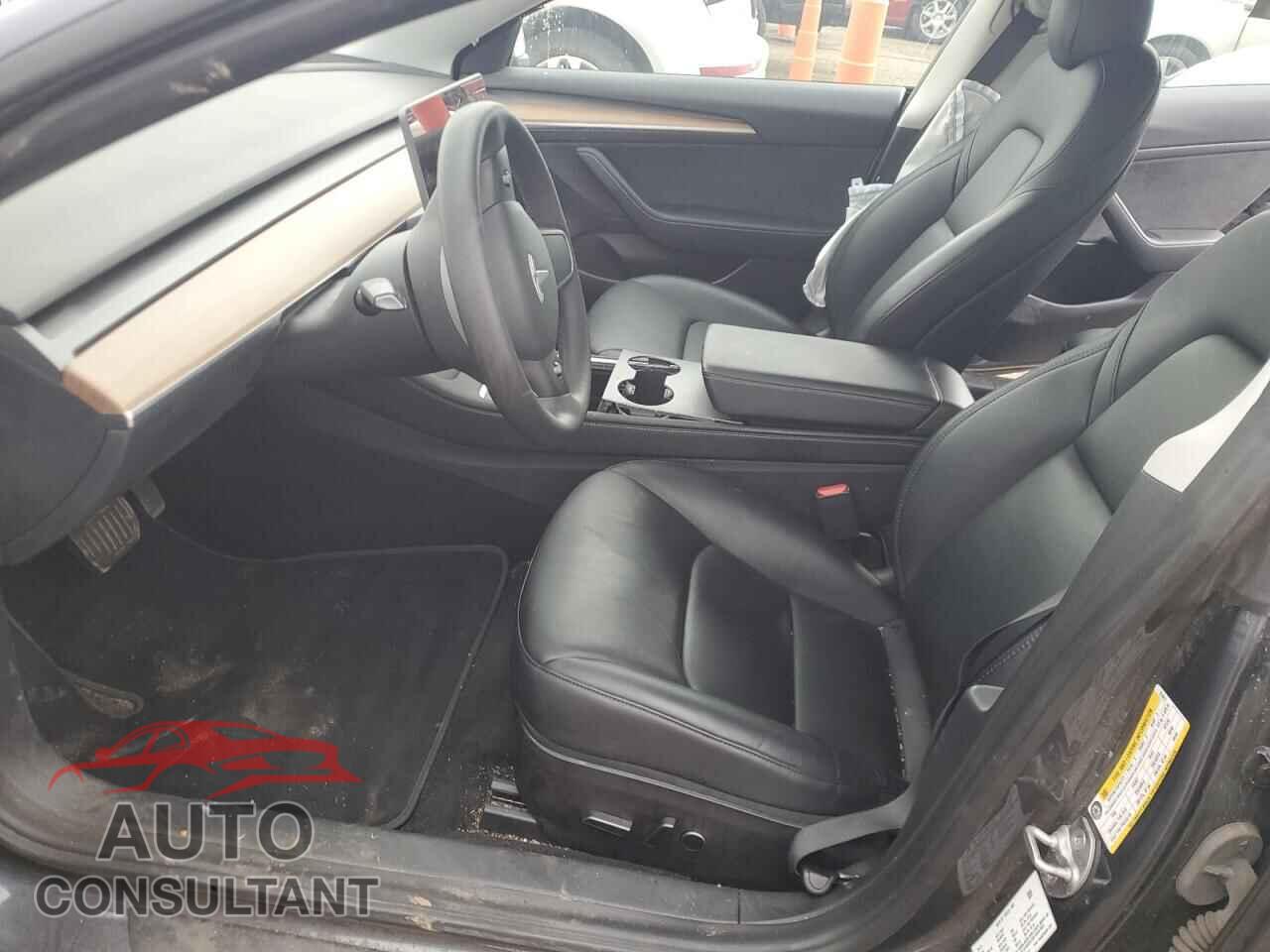 TESLA MODEL 3 2021 - 5YJ3E1EB4MF974411