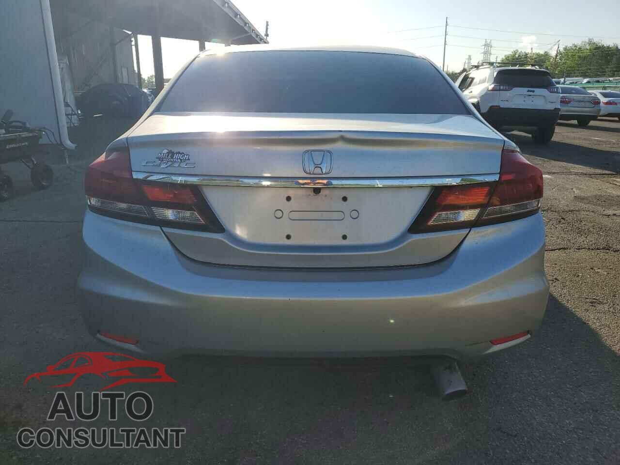 HONDA CIVIC 2014 - 19XFB2F51EE047152