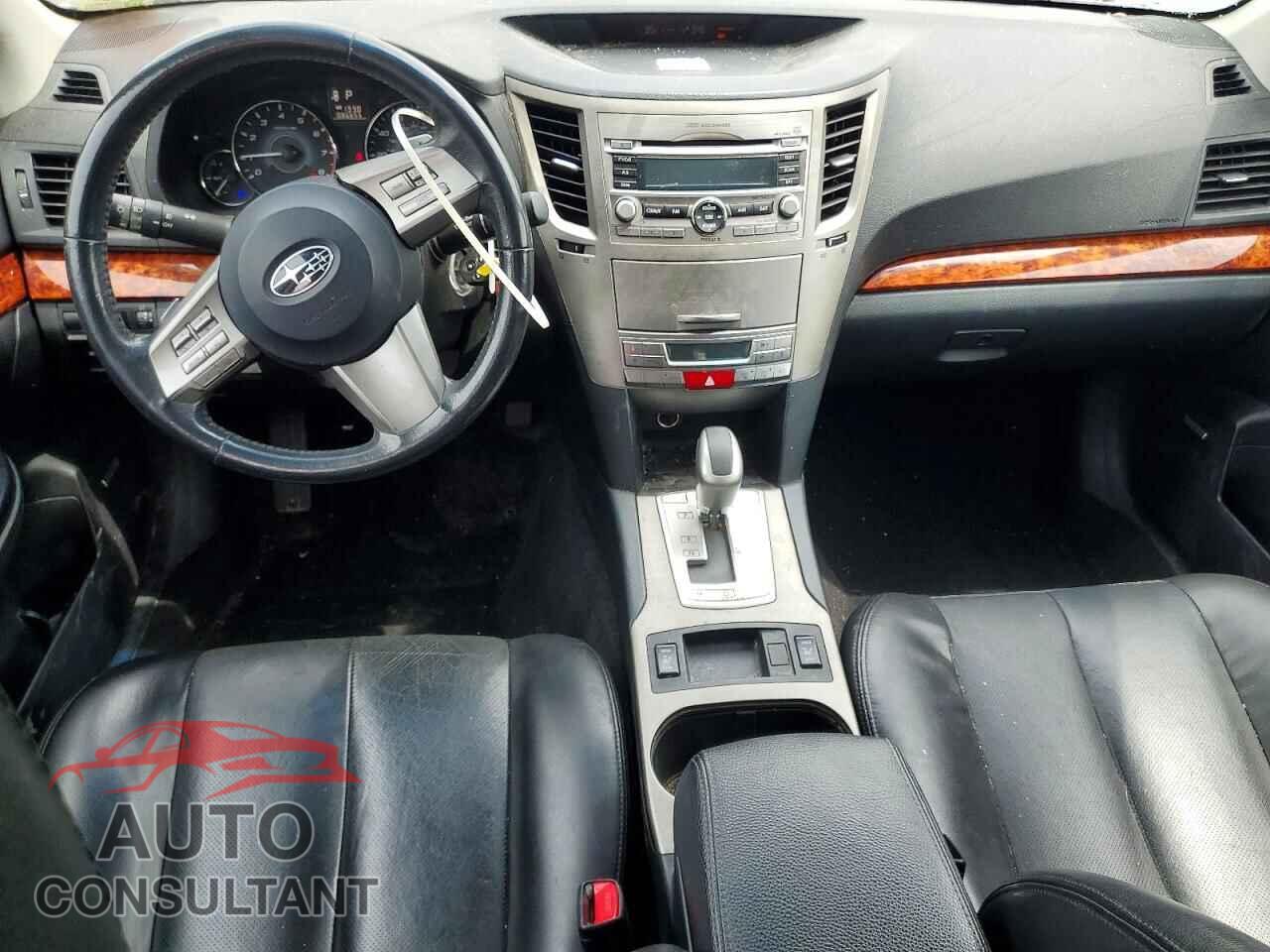 SUBARU OUTBACK 2010 - 4S4BRBKC5A3353993