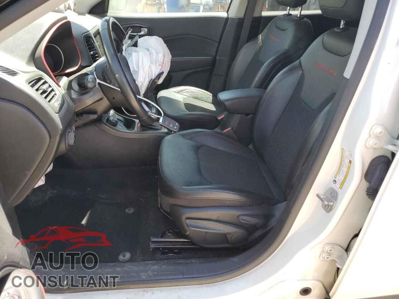 JEEP COMPASS 2020 - 3C4NJDDB5LT236799