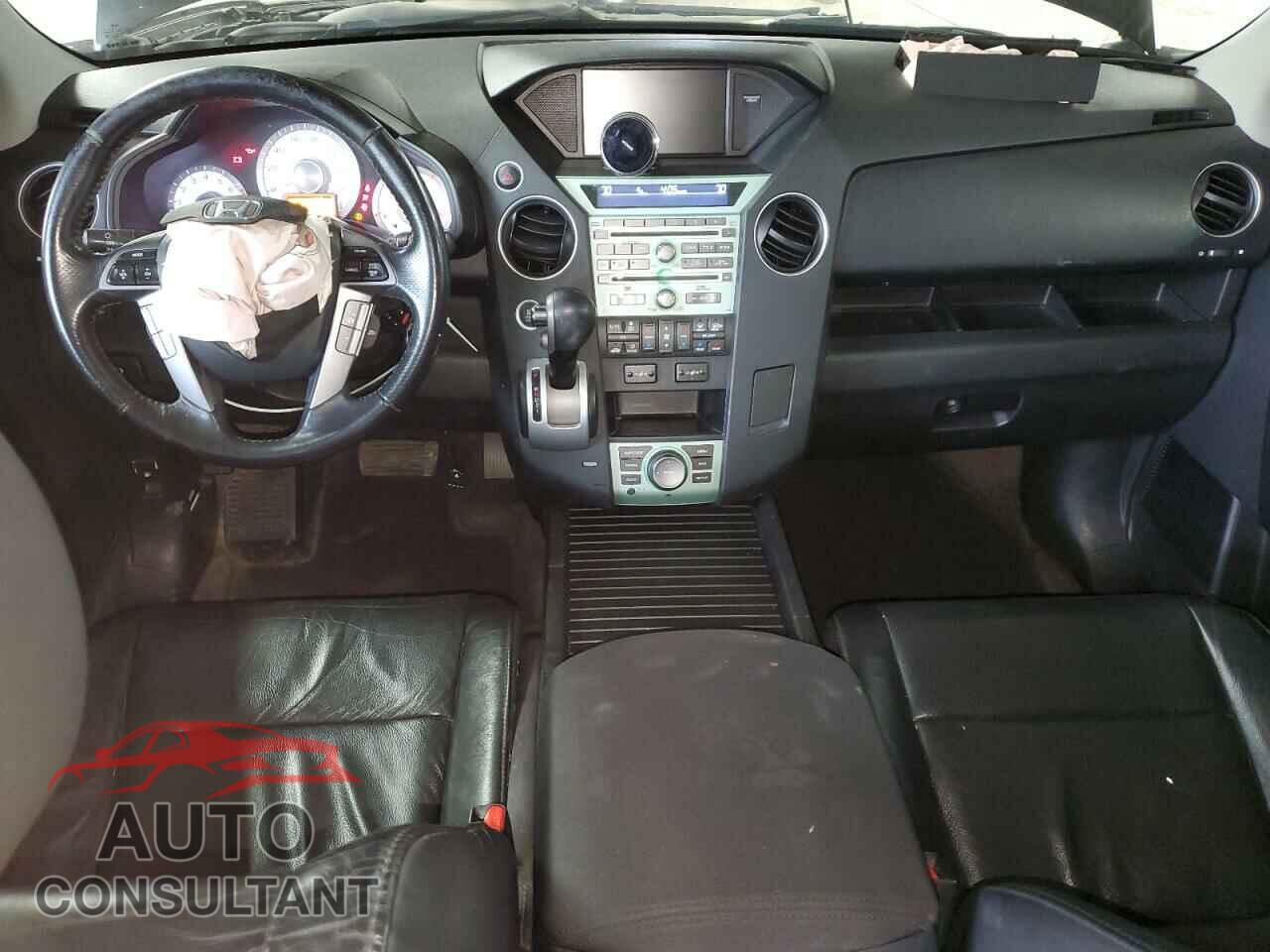 HONDA PILOT 2011 - 5FNYF4H99BB084321