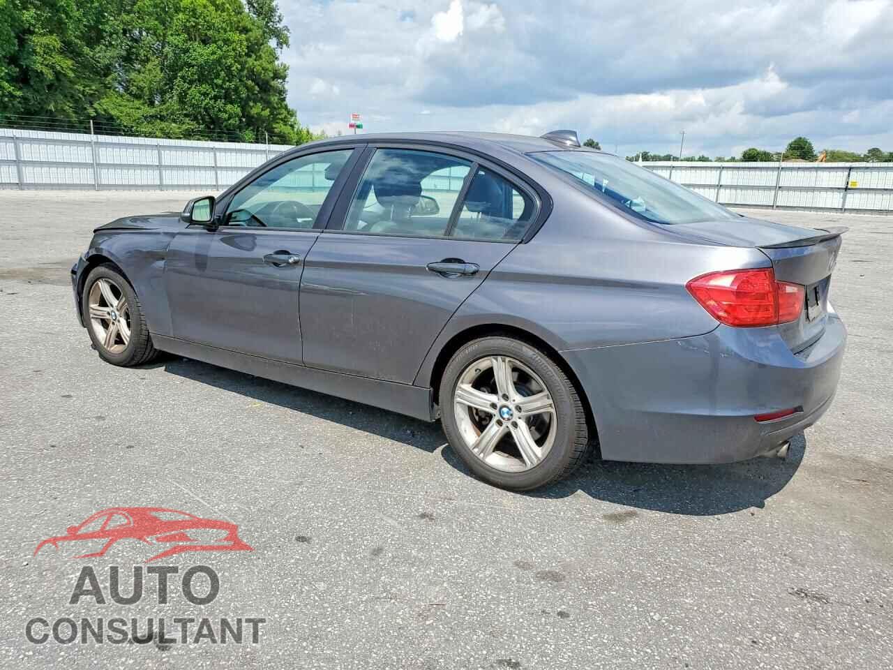 BMW 3 SERIES 2013 - WBA3B1C55DK128777