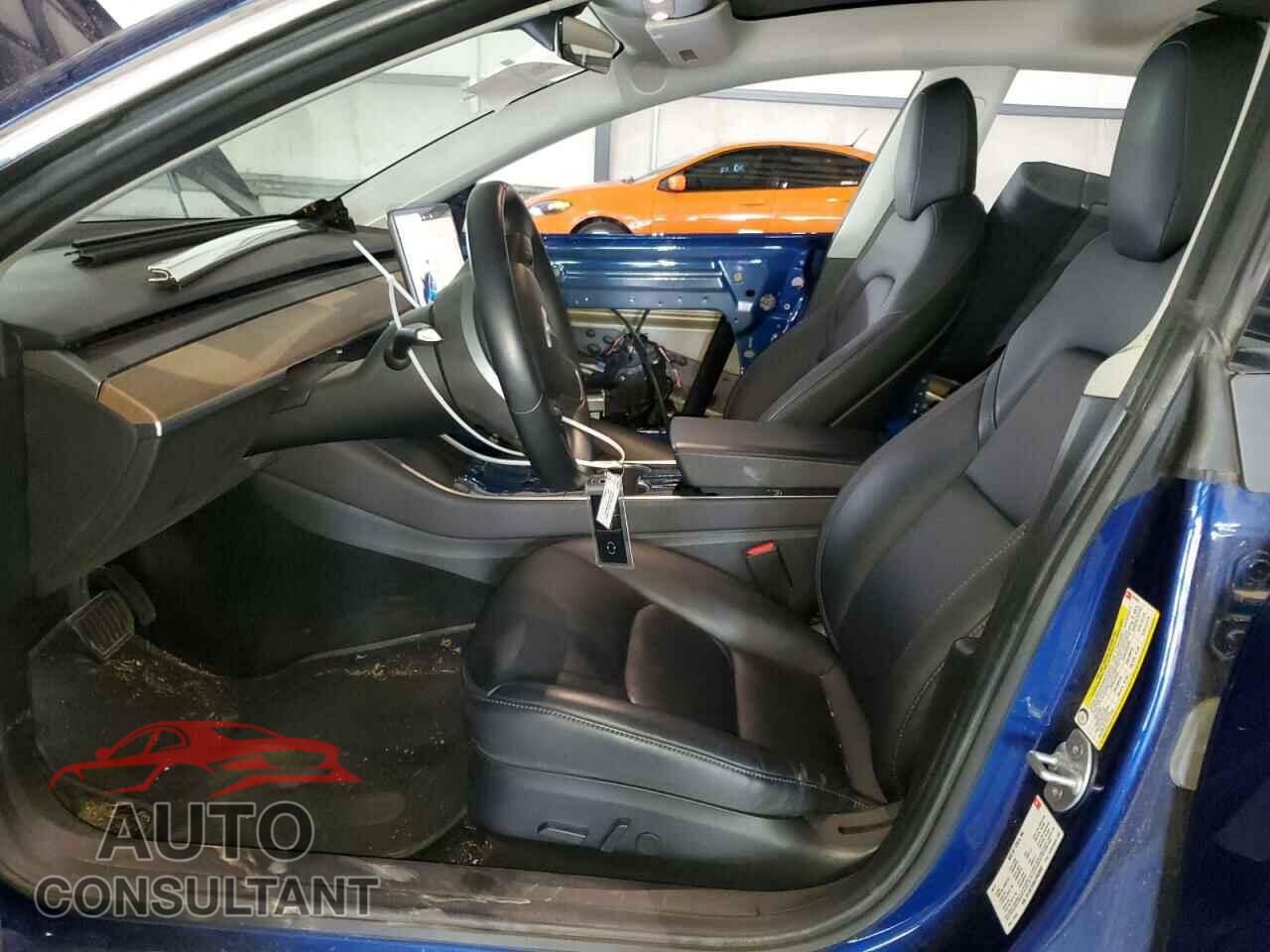 TESLA MODEL 3 2018 - 5YJ3E1EB4JF063653
