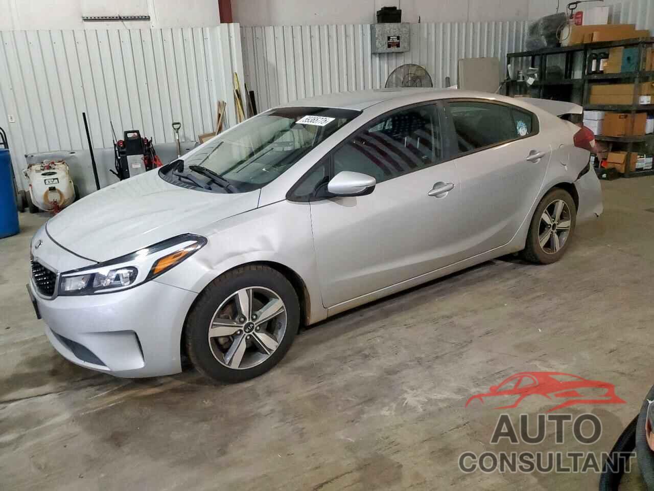 KIA FORTE 2018 - 3KPFL4A77JE248940