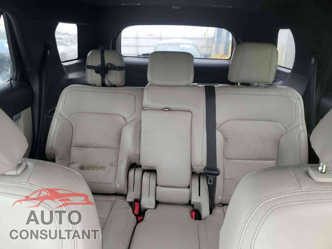 FORD EXPLORER 2018 - 1FM5K8FH8JGB99931