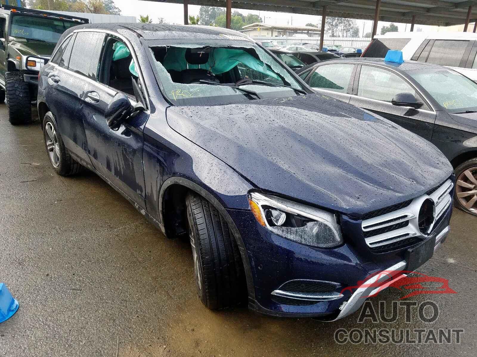 MERCEDES-BENZ GLC 300 4M 2018 - WDC0G4KB3JV064372