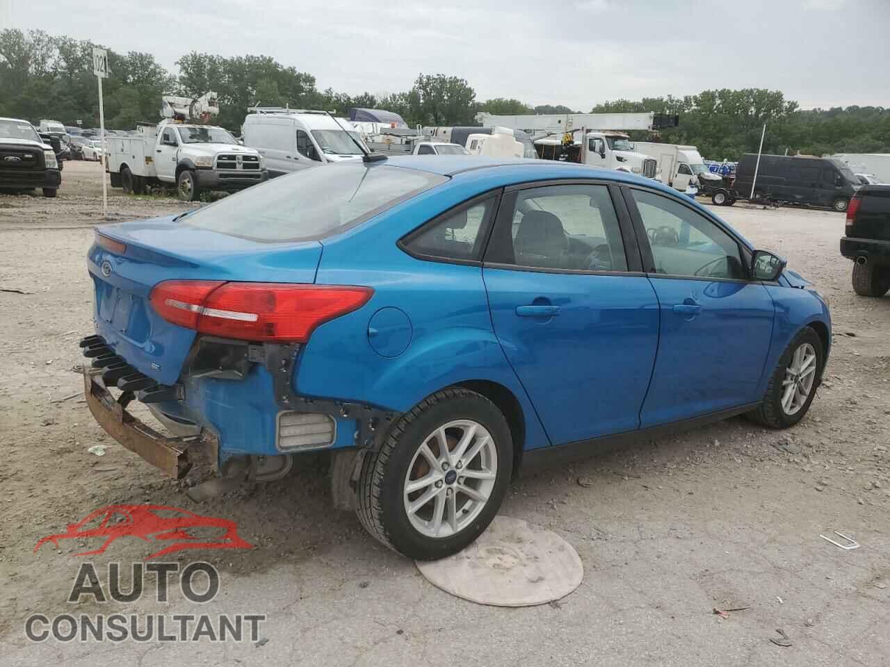 FORD FOCUS 2017 - 1FADP3F21HL219573