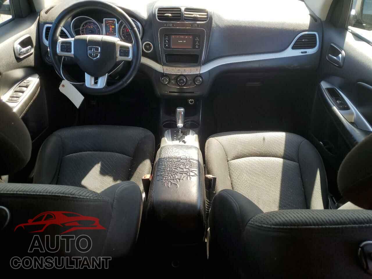 DODGE JOURNEY 2015 - 3C4PDCAB1FT564837