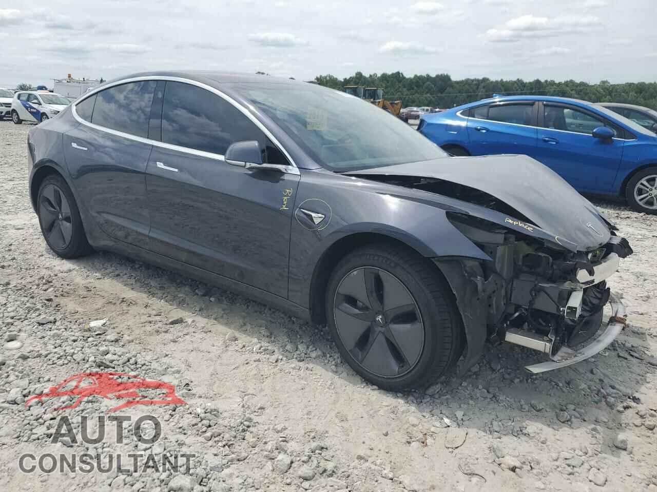 TESLA MODEL 3 2018 - 5YJ3E1EB0JF128529