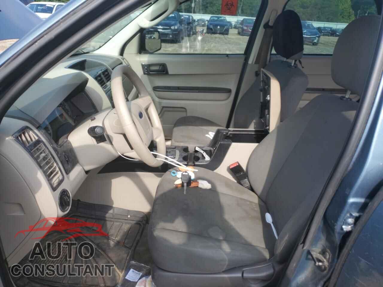 FORD ESCAPE 2010 - 1FMCU0C76AKB22101