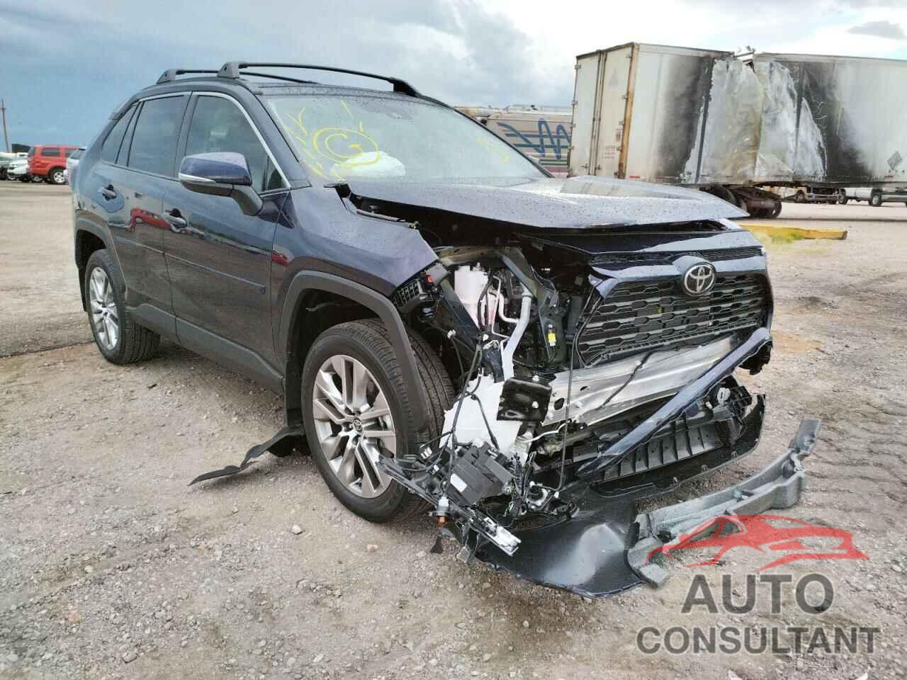 TOYOTA RAV4 2022 - 2T3C1RFV4NW213067
