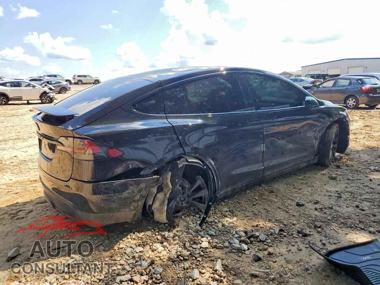 TESLA MODEL X 2022 - 7SAXCBE52NF331583