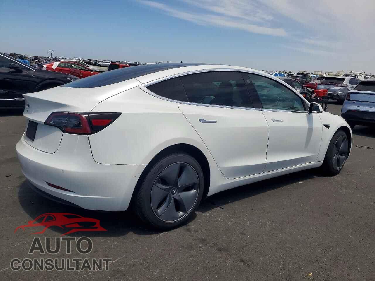 TESLA MODEL 3 2020 - 5YJ3E1EAXLF746998